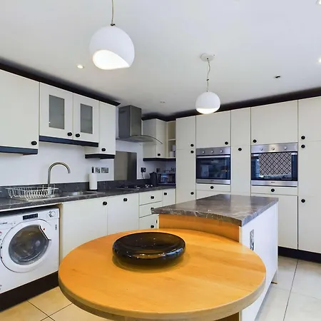 Luxurious 3 Bedroom Apartment In Belfast Exterior foto