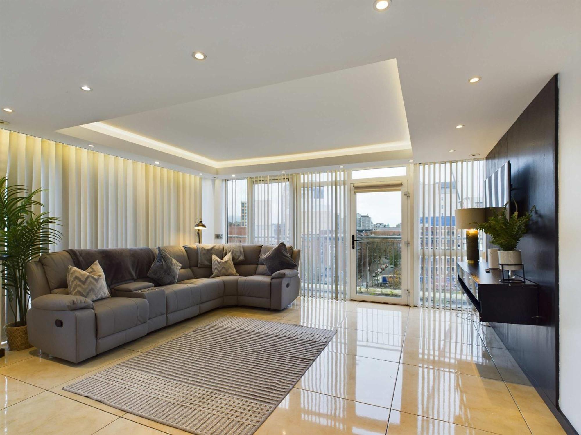 Luxurious 3 Bedroom In Апартаменты